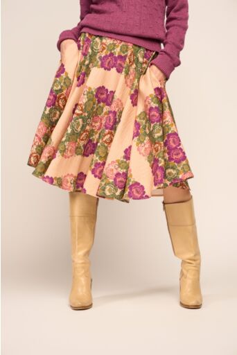 Circle Rok Mayka 